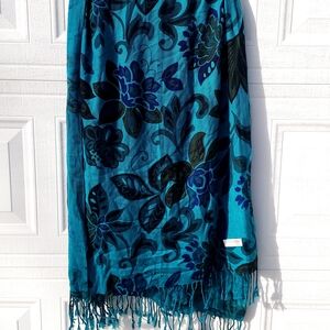 Pashmina Teal and Black Floral Sarong